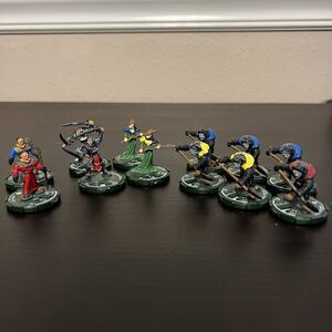 Mage Knight Grave Robber Blademaster Priestess Lot of 12 D&D Pathfinder RPG 2003